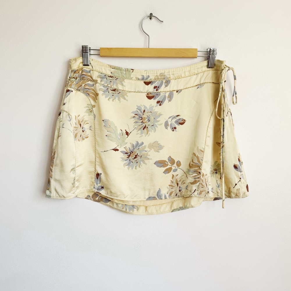 2000s Abercrombie & Fitch Low Rise Pure Silk Mini Skirt